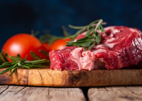 Będzie zakaz reklamy mięsa?